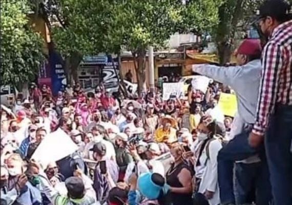 pobladores de san mateo xalpa, acusan al alcalde por enfrentamiento entre vecinos detodoen megalopolis 03